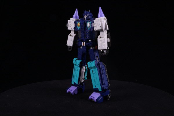 January Legends Series Official Photos   LG58 Clone Bots, LG59 Blitzwing, LG60 Overlord 026 (26 of 121)